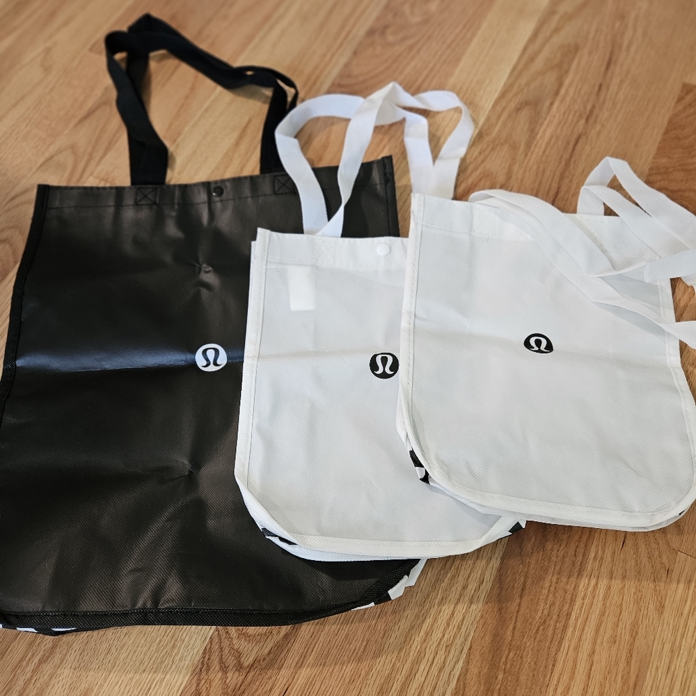 Lululemon Shopping Bags